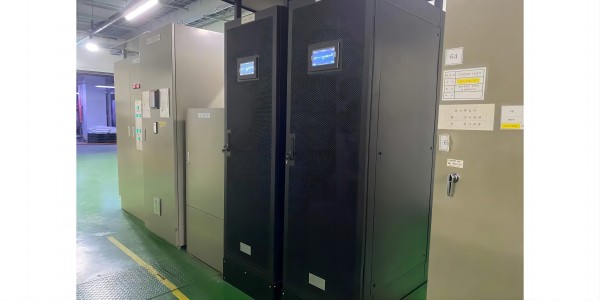 Two sets of modular UPS 300KW systems were successfully installed and commissioned in Seoul, South Korea